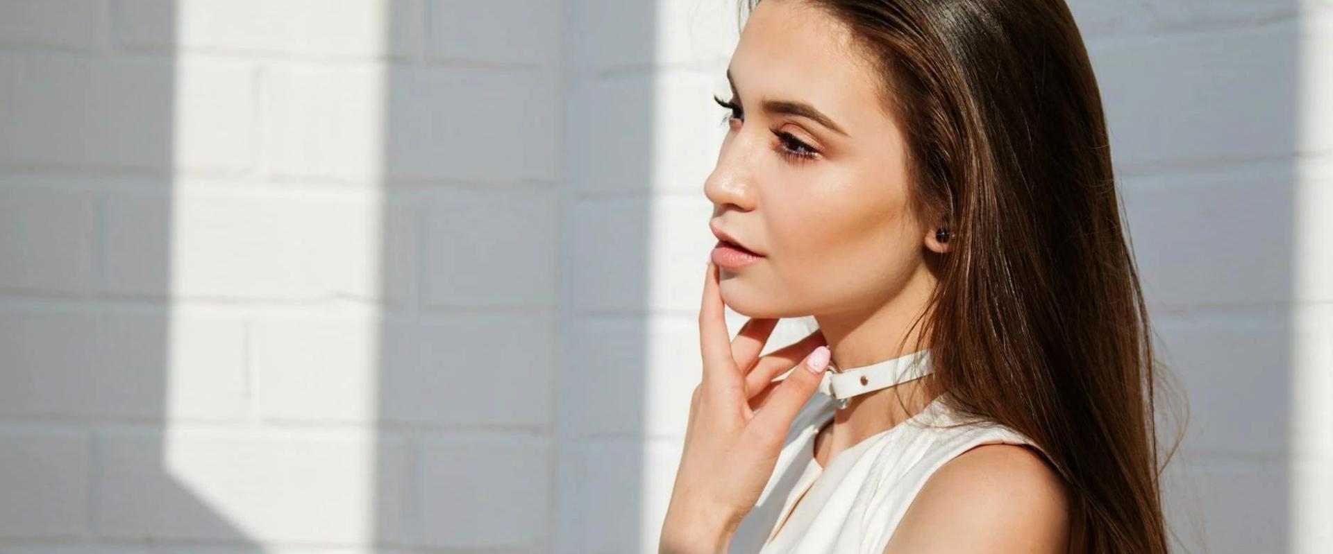 Krem z witaminą C – sekret młodszej skóry: jakie korzyści niesie regularne stosowanie?